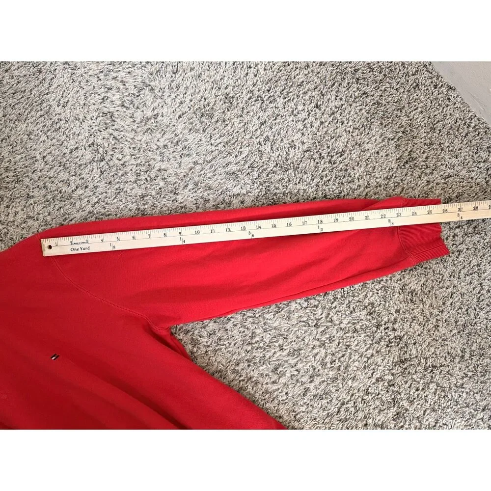 Tommy Hilfiger Men's XL Red Crewneck Sweatshirt Fleece Pullover Embroidered Logo